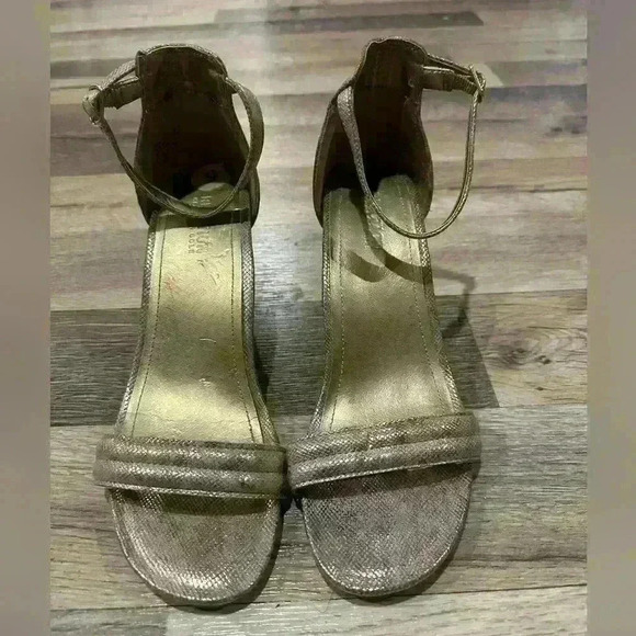 Kenneth Cole Reaction Wedge Sandals size 9M Reaction Kenneth Cole - Picture 3 of 4